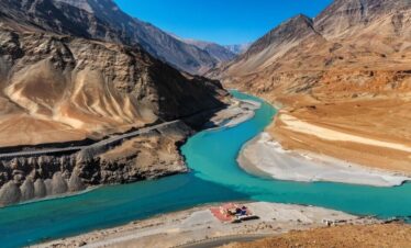 7N Leh,Nubra, Pangong – Journey to Last Village with Lake