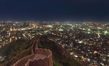 Explore Pink City Jaipur: Forts, Palaces & Markets Guide
